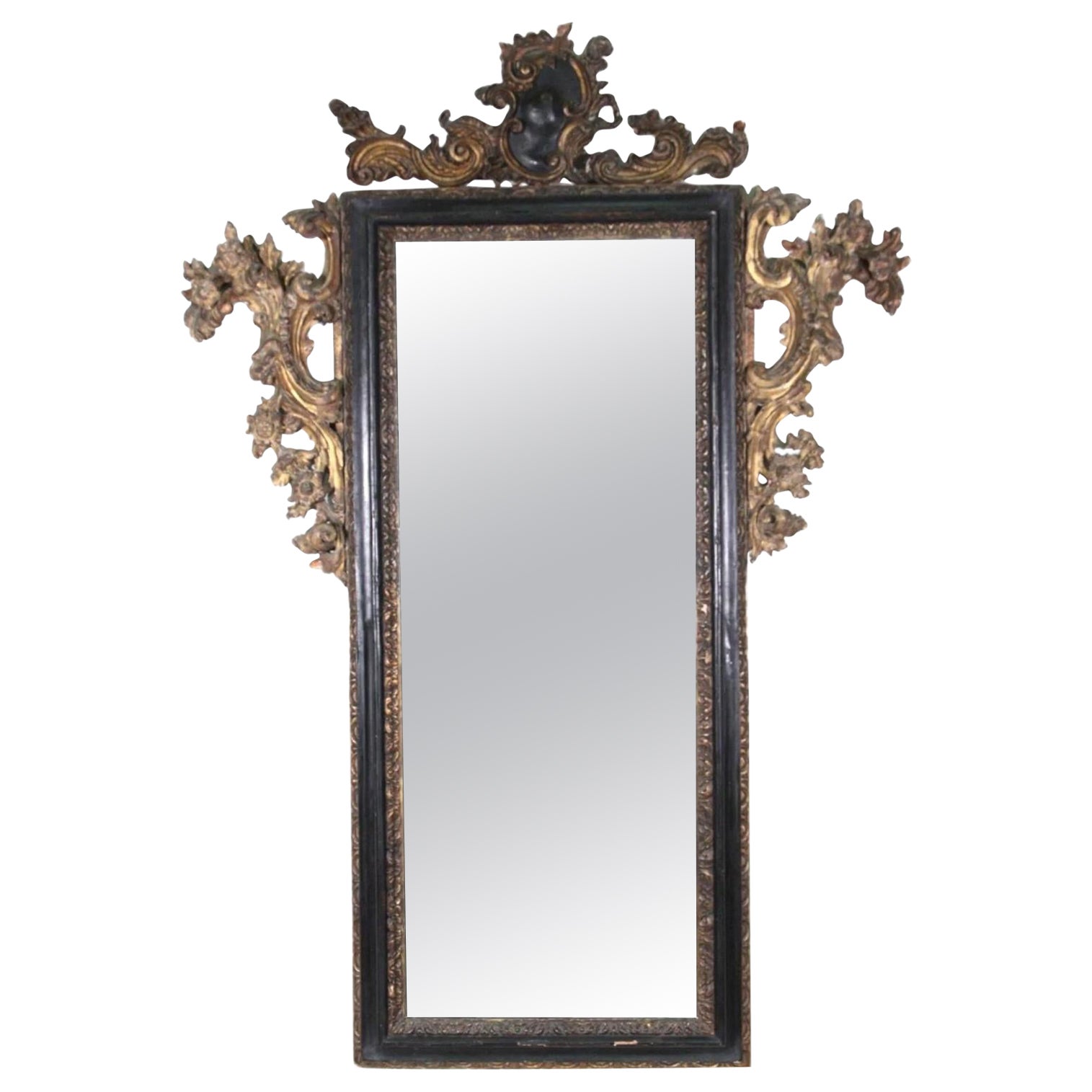 Miroir italien du XVIIIe siècle, noir et doré en vente