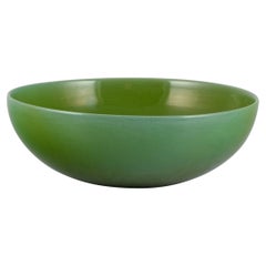 Vintage Carl Harry Stålhane for Rörstrand. Large ceramic bowl in apple green glaze