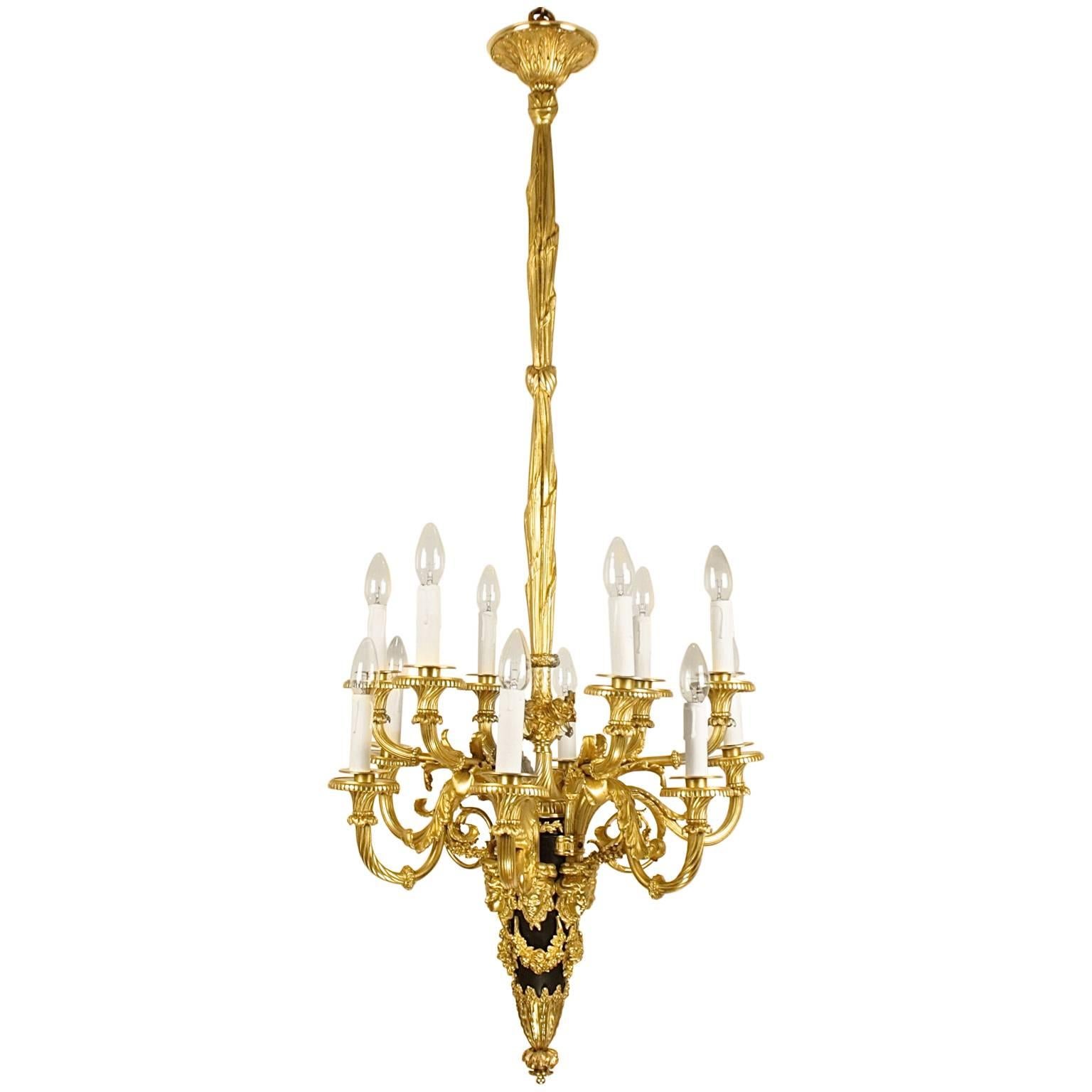 Vergoldeter Bronze-Kronleuchter im Louis-XVI.-Stil, Beurdeley Maison zugeschrieben (1818-1895 im Angebot