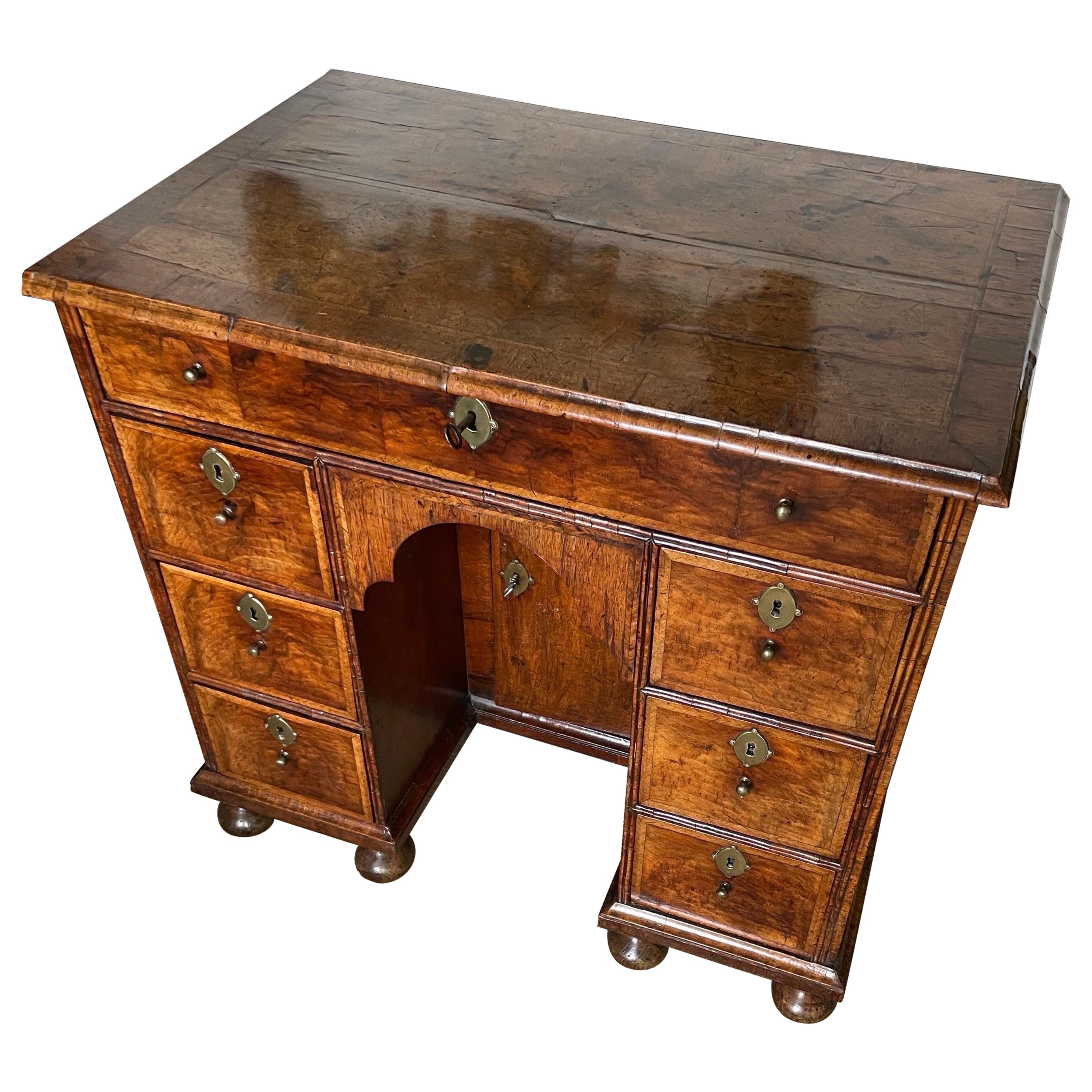 Early 18th C Queen Anne Kneehole Desk For Sale