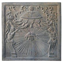 Grande plaque de cheminée néoclassique française The Sun, 18e - 19e siècle