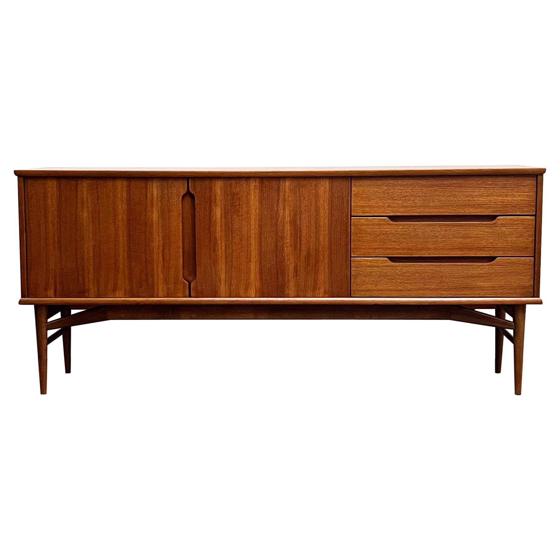Small Mid-Century Modern Fredericia Sideboard in Teak, Germany, 1950s For Sale