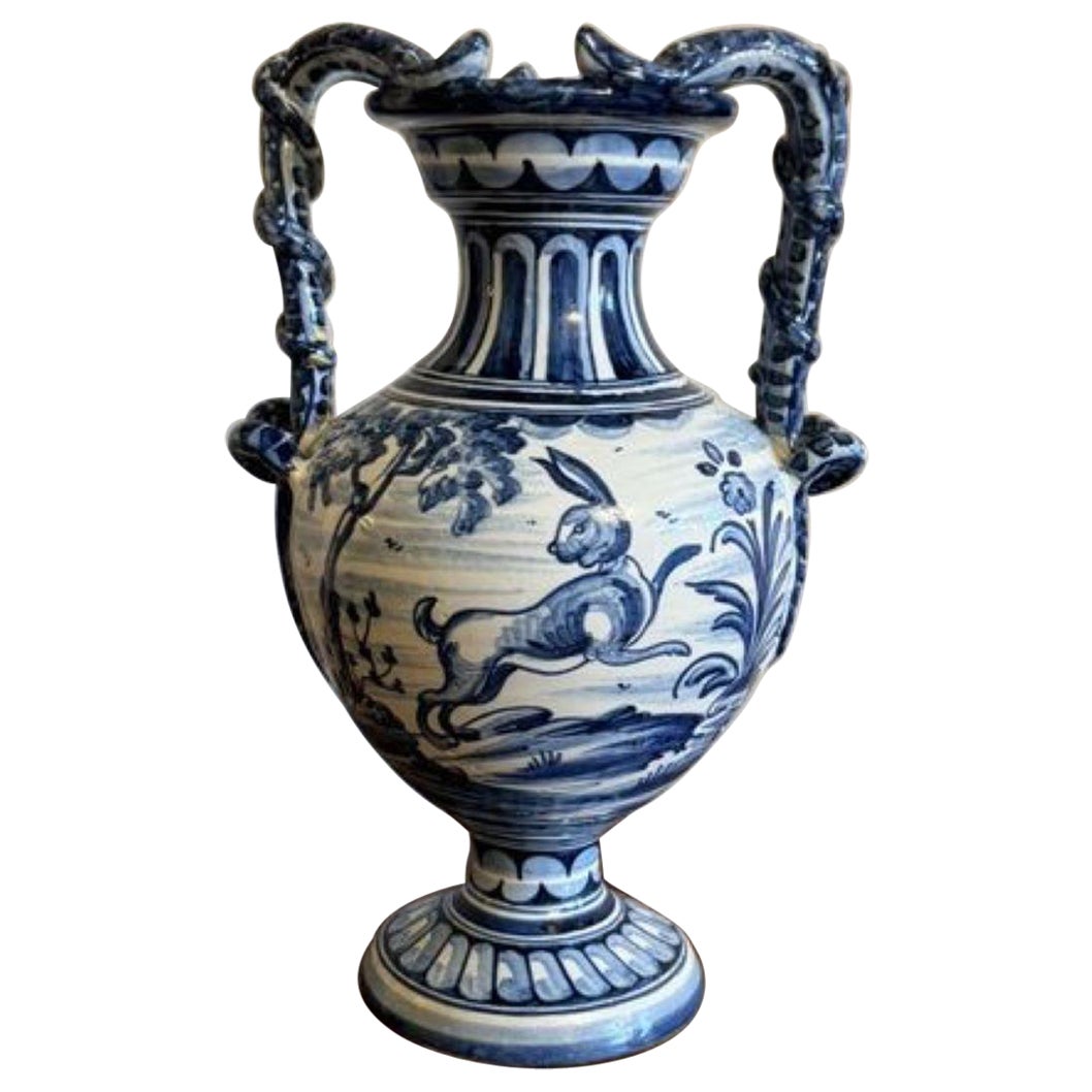 Beautiful antique Talavere blue and white vase  For Sale