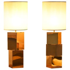 Paire de lampes conçues par Umberto Mantineo avec modules en laiton 
