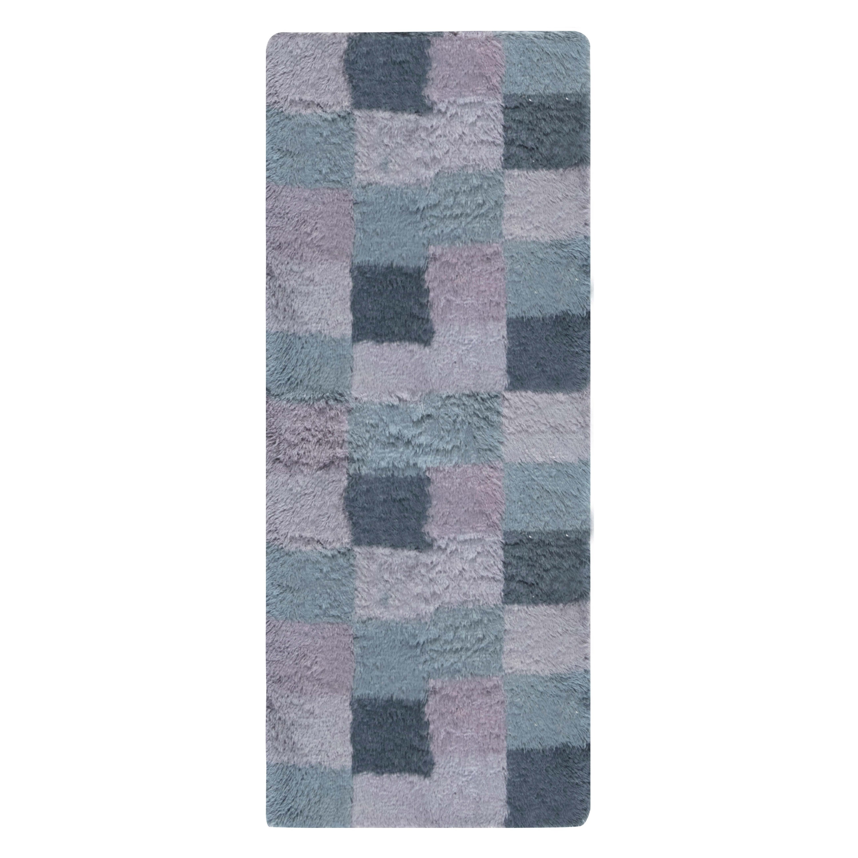 Zeitgenössischer blauer schwedischer Rya-Teppich im Rya-Design von Doris Leslie Blau