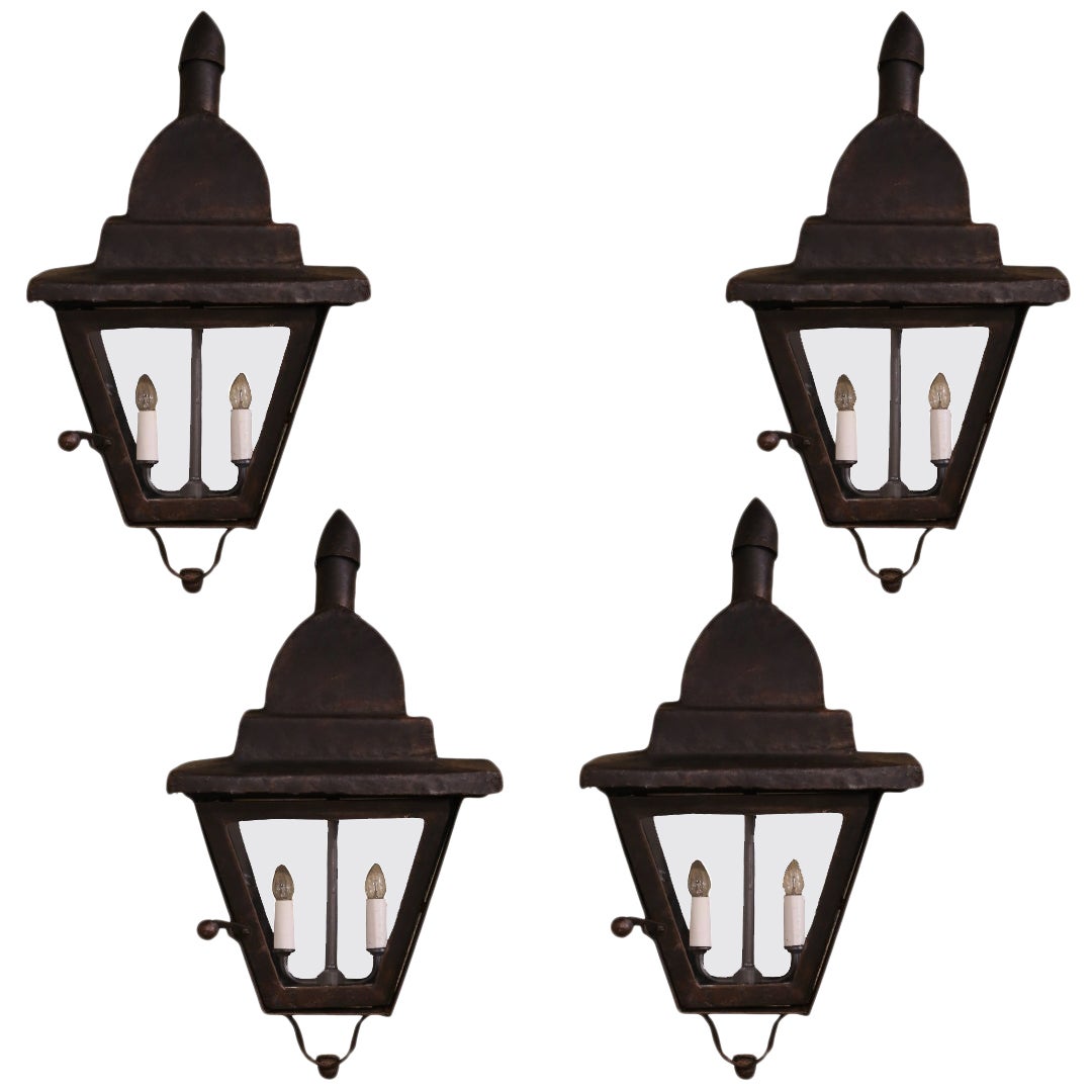  19th Century French Gothic Wrought Iron Two-Light Lanterns Sconces, Set of 4 For Sale