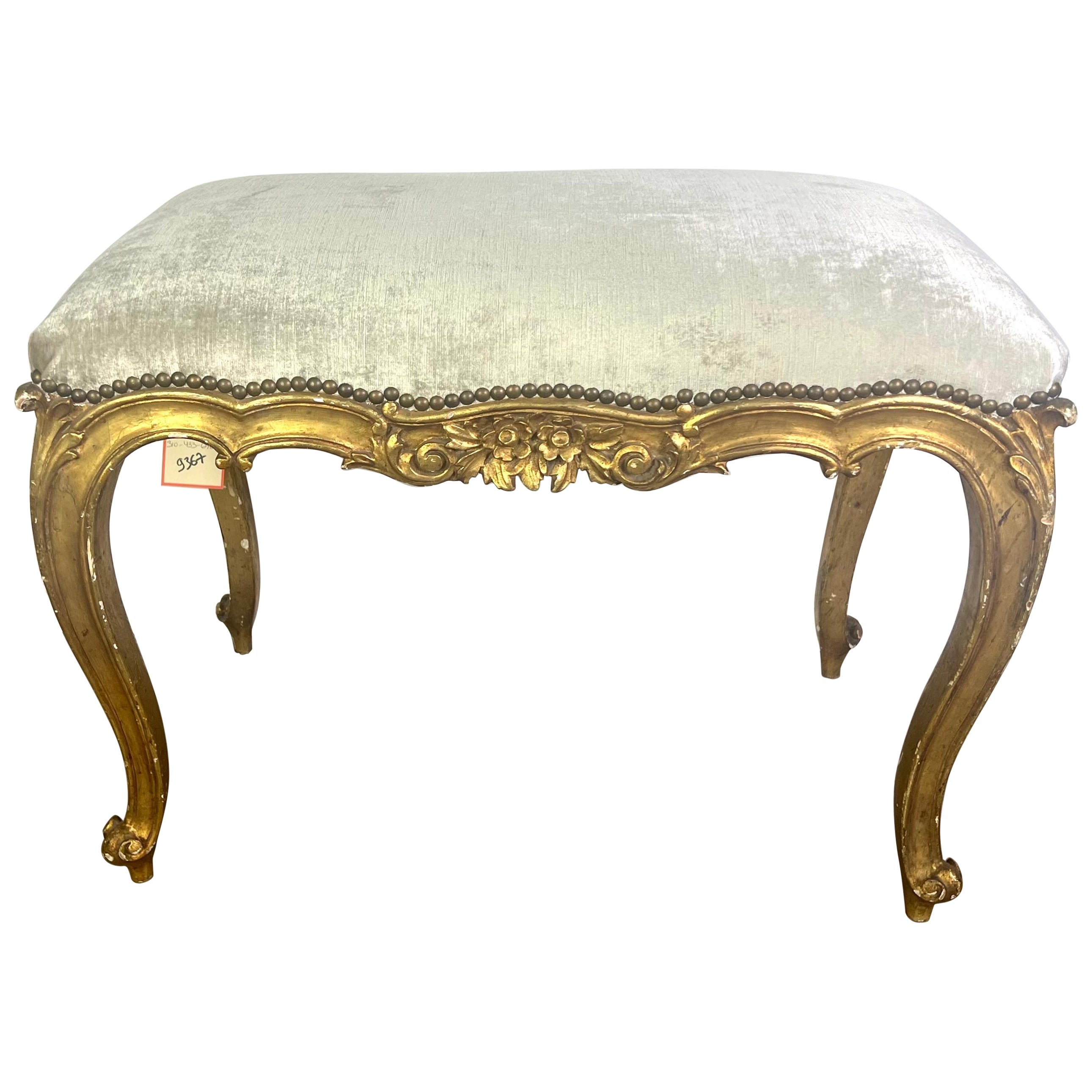 Banc français de style Louis XV en bois doré