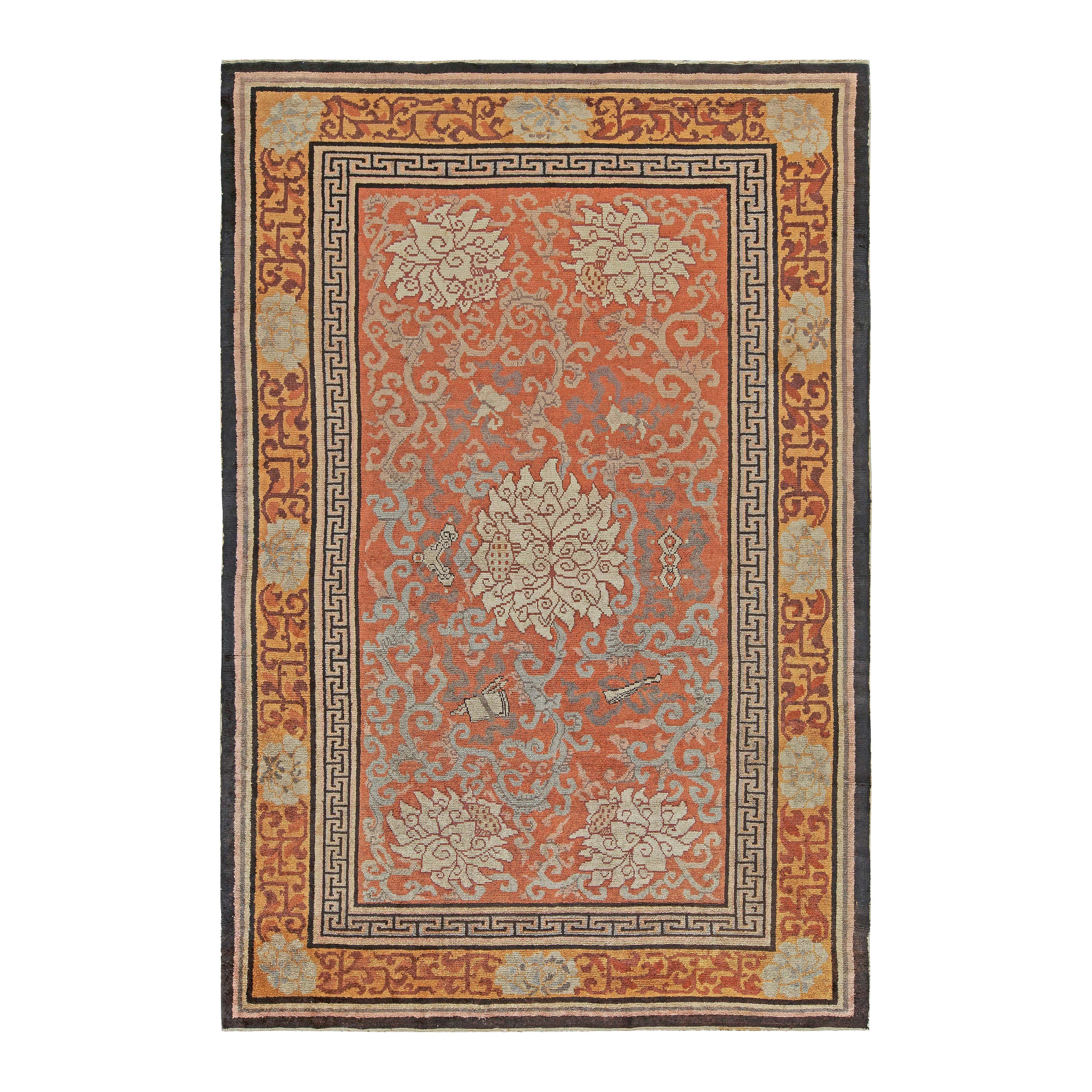 Early 20th Century Chinese Handmade Silk Rug For Sale