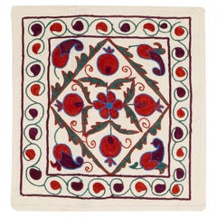 17 "x17" Square Silk Embroidery Cushion Cover, Colorful Uzbek Toss Pillow Cover (housse de coussin colorée ouzbèke)