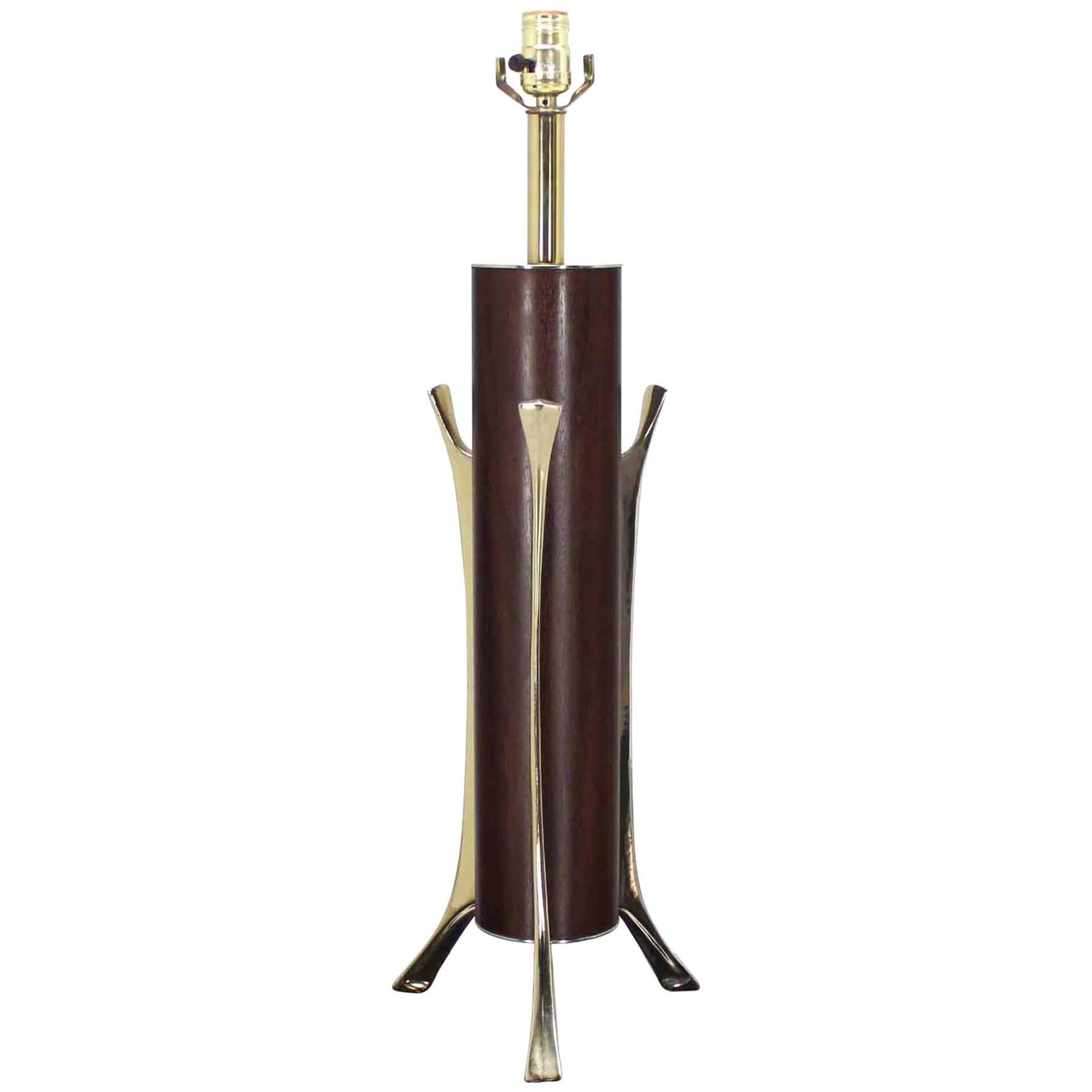 Mid-Century Tripod Base Table Lamp by Laurel For Sale