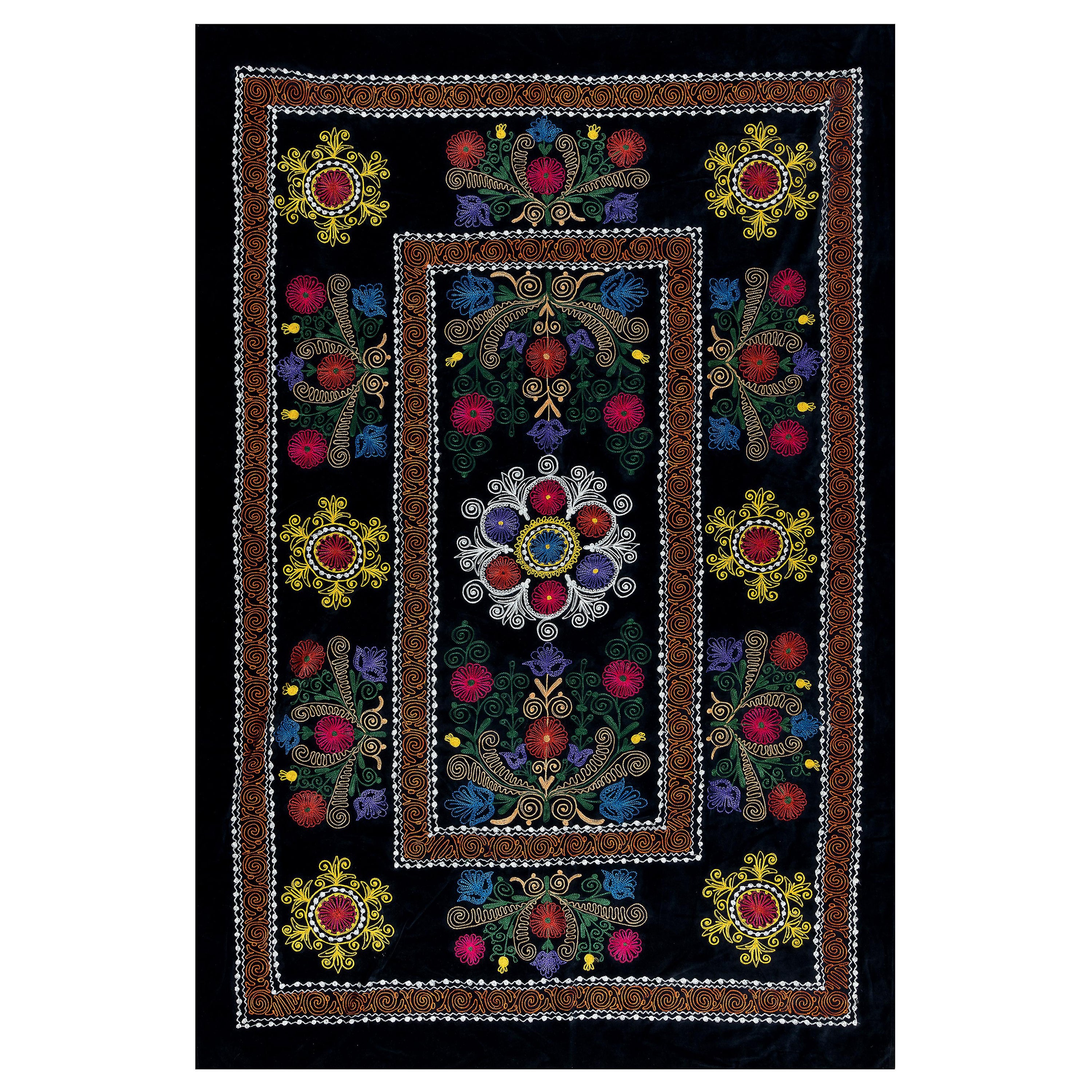 4.6x6.8 Ft Silk Embroidery Wall Hanging, Black Vintage Throw, Floral Tablecloth