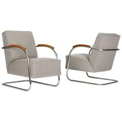 Pair of Cantilever Tubular Steel Chairs, Czech Bauhaus by MüCke-Melder, 1930s
