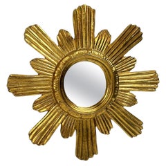 Petit miroir en forme d'étoile Sunburst Wood Stucco, Italie, vers 1950