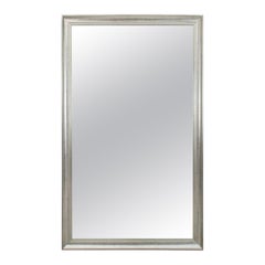 Grand miroir en bois argenté
