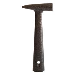 Origin Made Cast Hammer in Lacquered Cast Iron