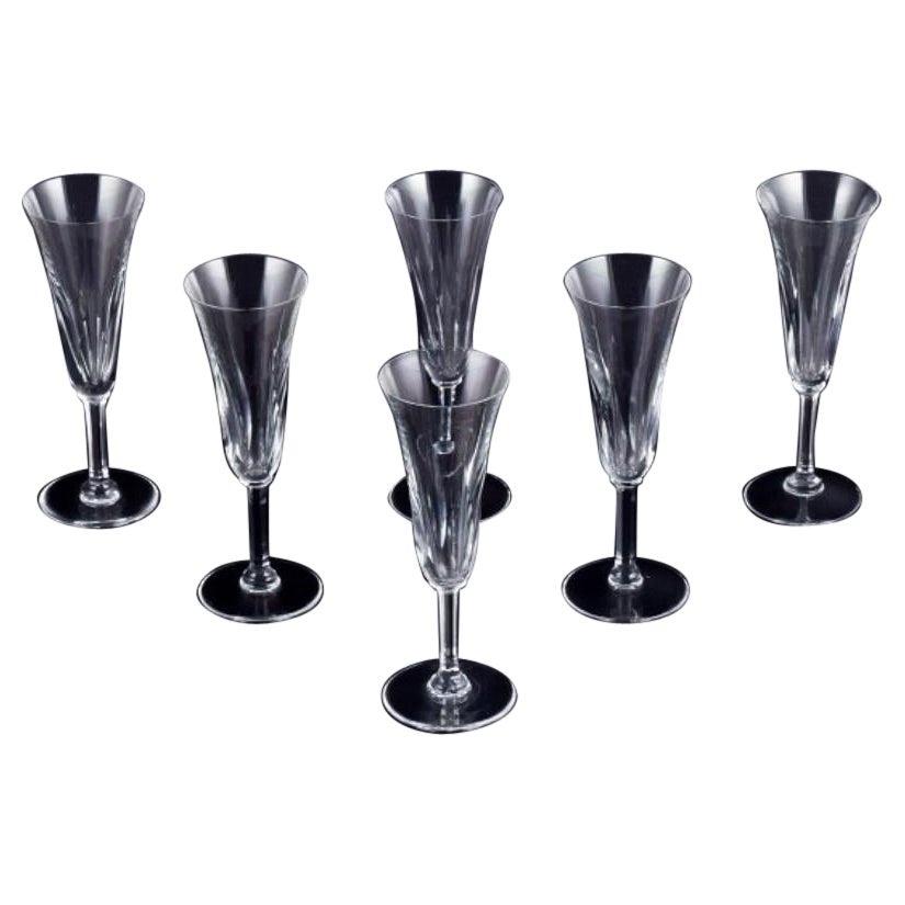 Saint Louis, France. Set of six champagne flutes in cut crystal glass.  For Sale