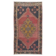 Mini tapis turc vintage noué à la main 1'9" x 3'3" n°129