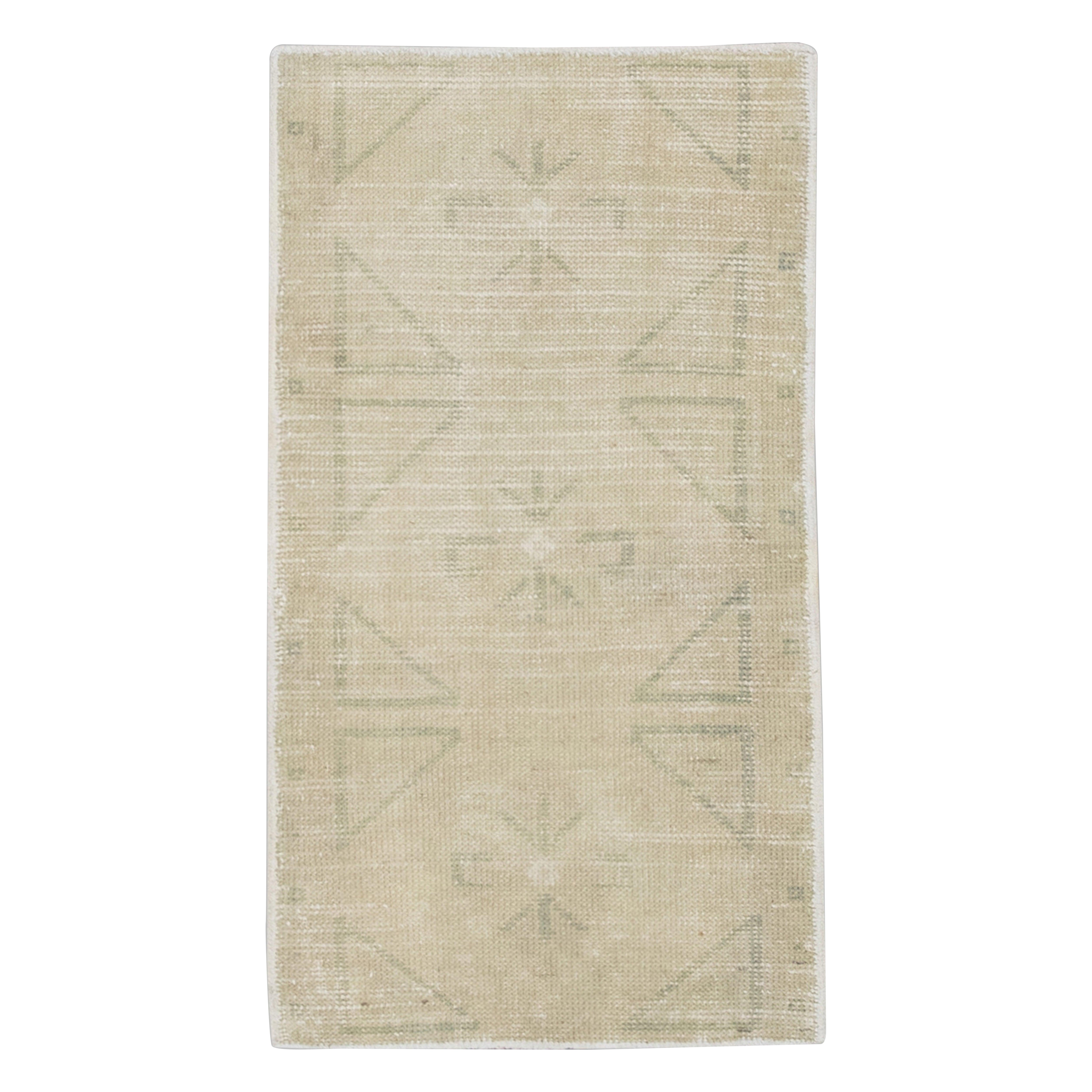 Mini tapis turc vintage noué à la main 1'7" x 2'10" n° 8434