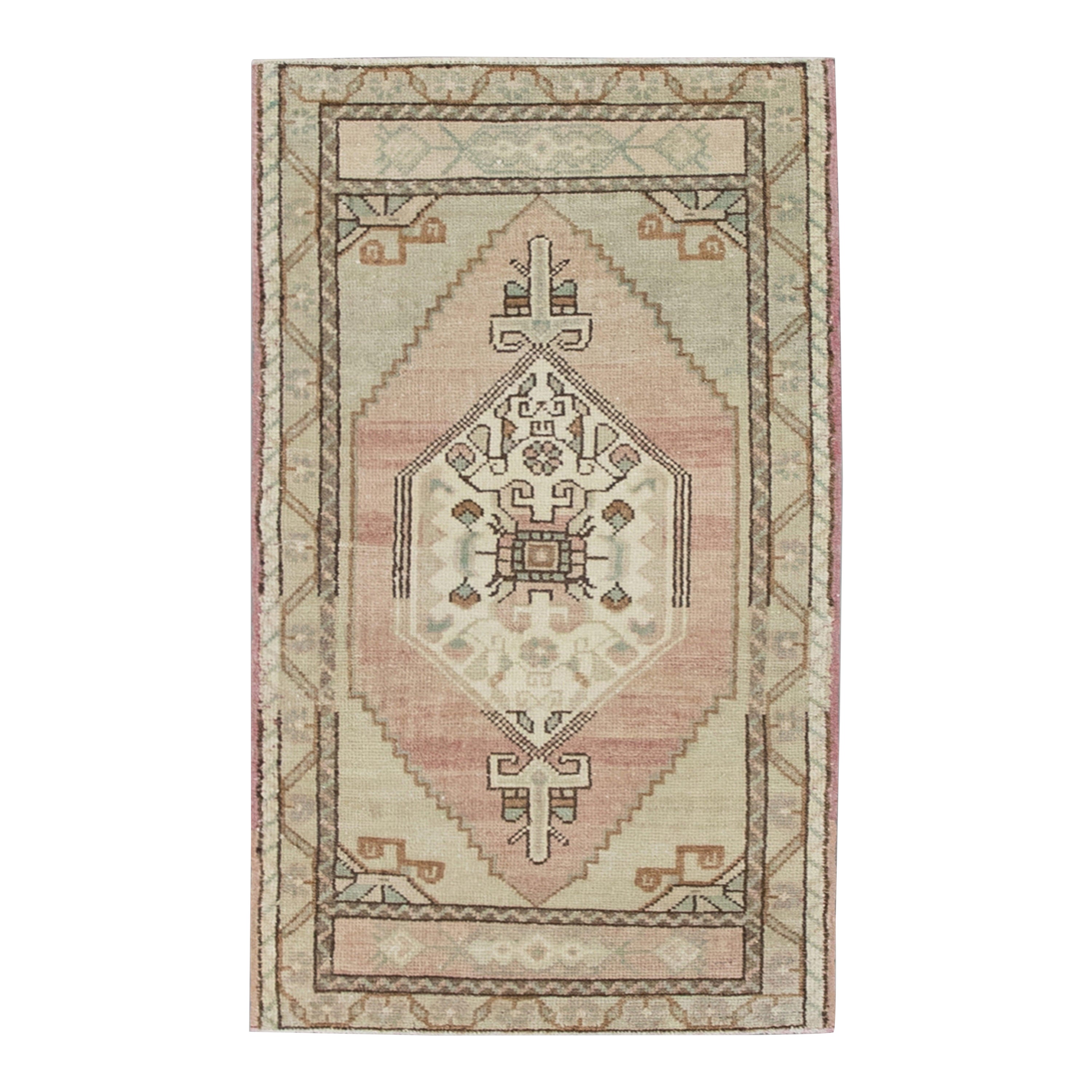 Oriental Hand Knotted Vintage Turkish Mini Rug 1'7" x 3'2" #8315 For Sale