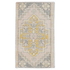Mini tapis turc vintage noué à la main 1'9" x 3'1" n°8287