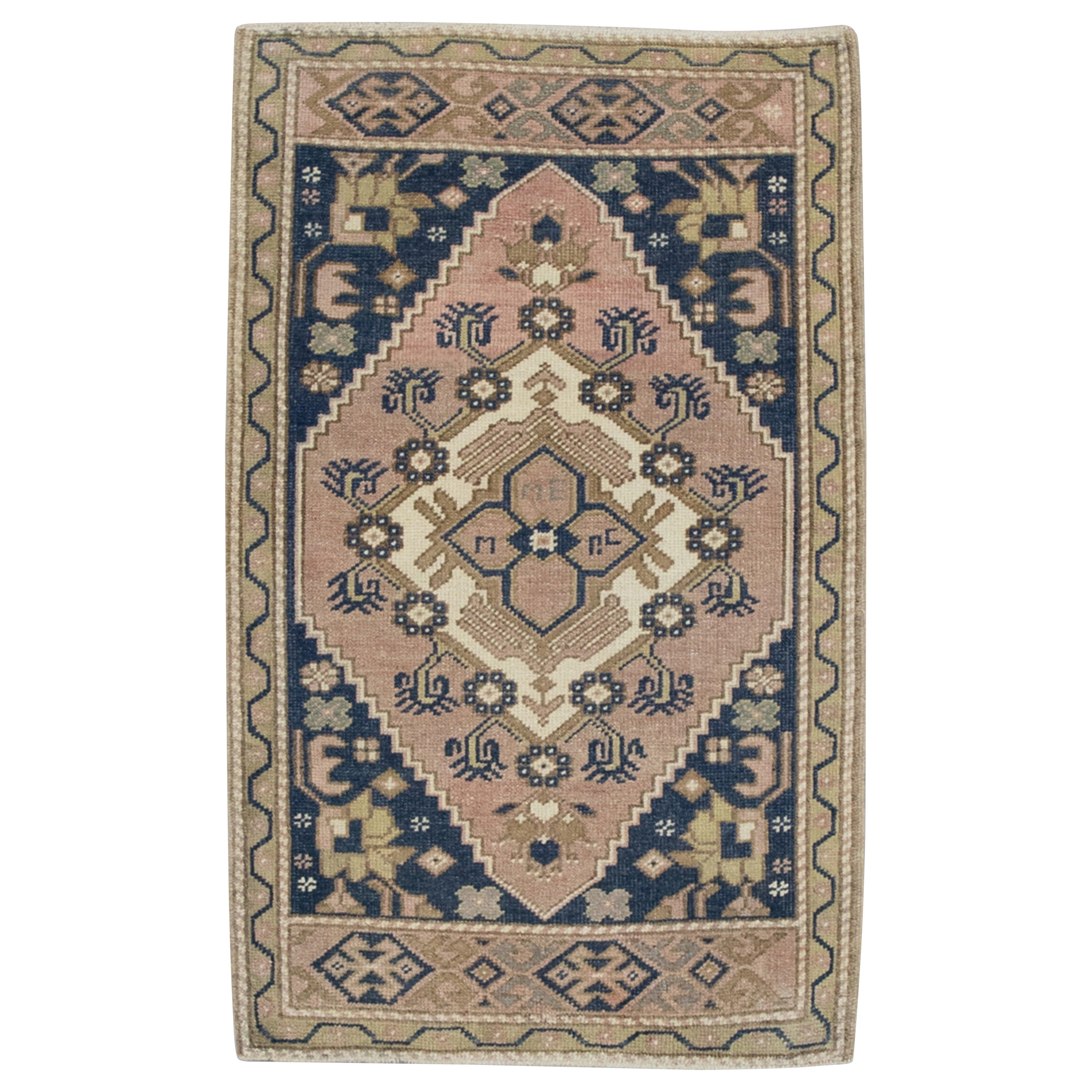 Oriental Hand Knotted Vintage Turkish Mini Rug 2' x 3'3" #8605 For Sale
