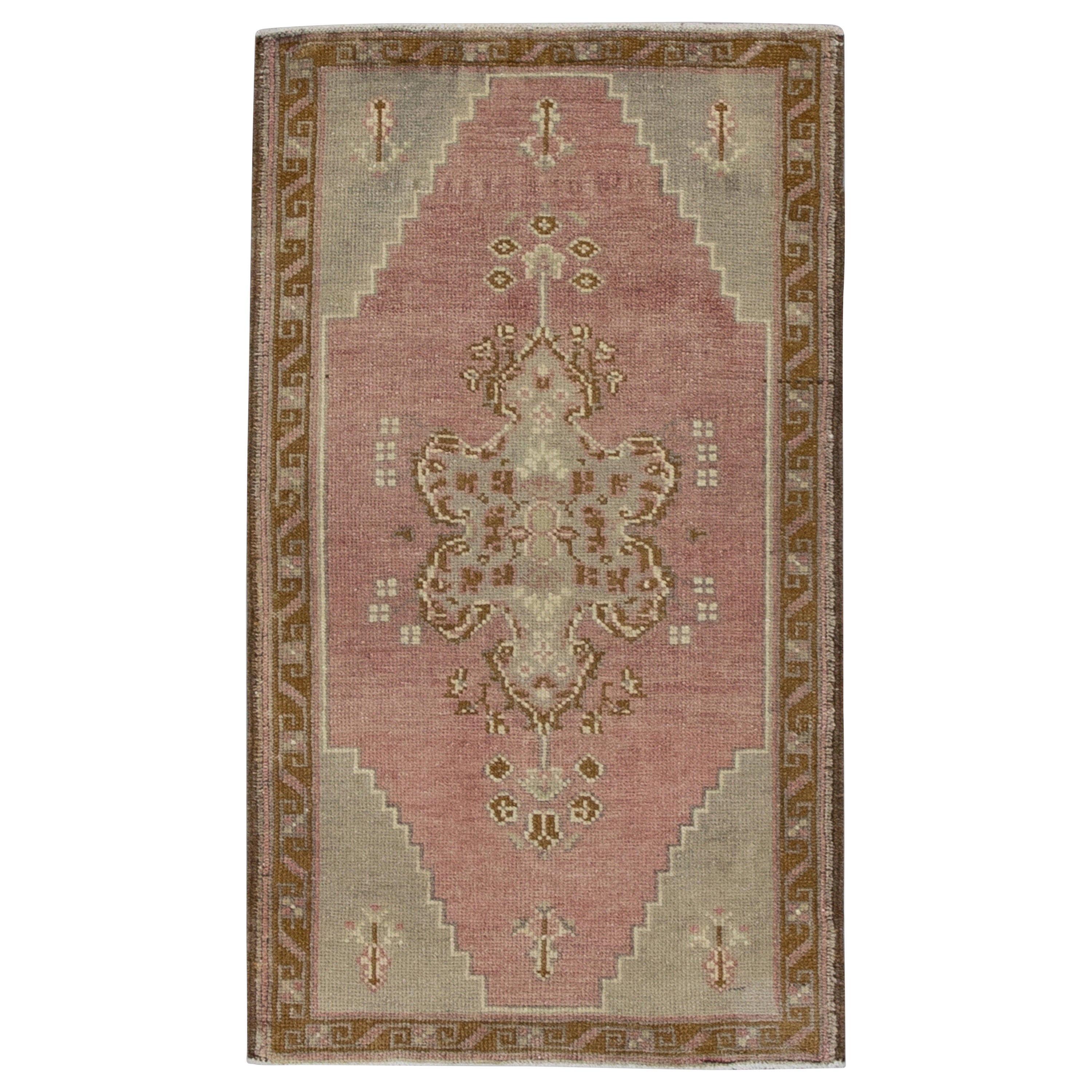 Oriental Hand Knotted Vintage Turkish Mini Rug 1'9" x 3'1" #8681 For Sale