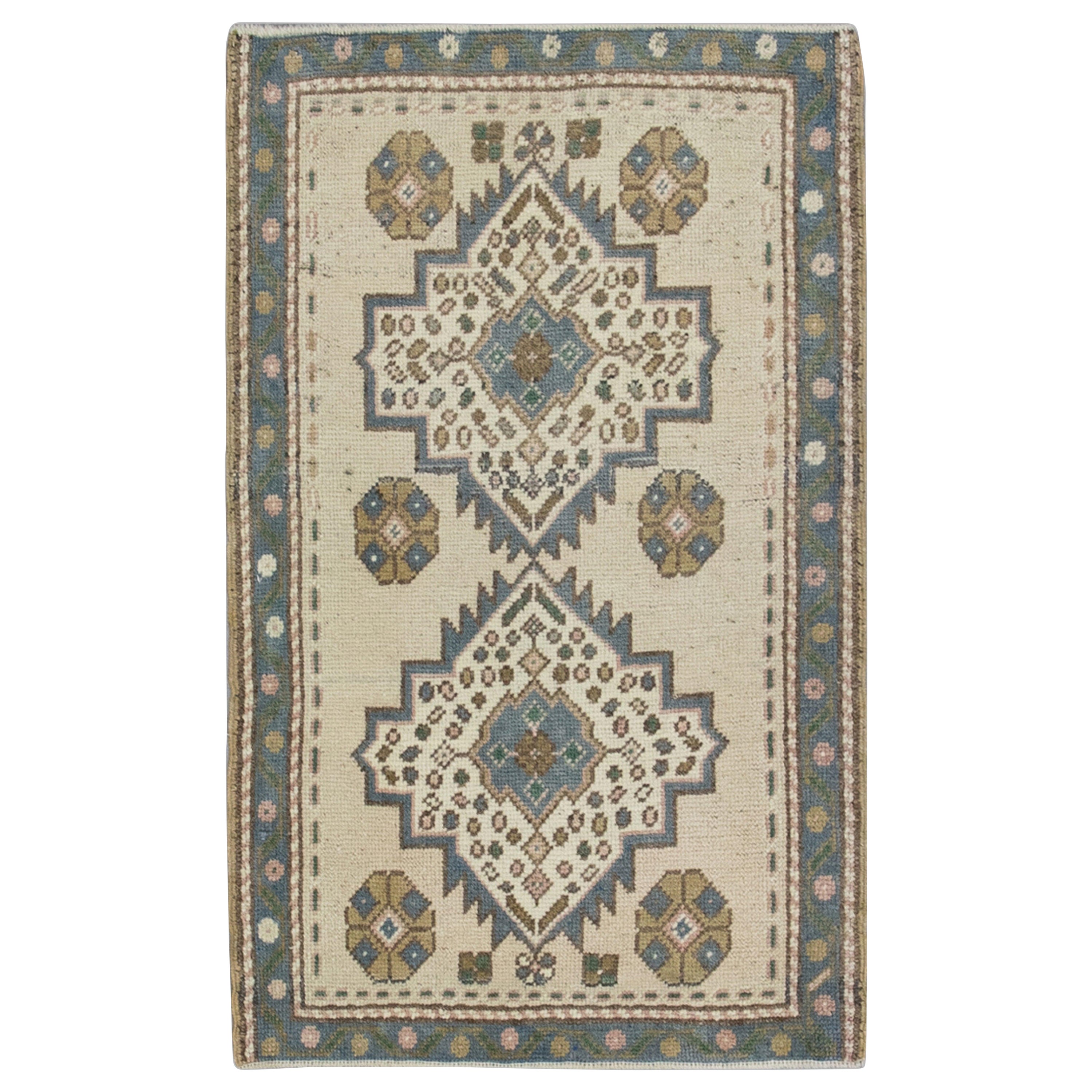 Oriental Hand Knotted Vintage Turkish Mini Rug 2' x 2'11" #8686 For Sale