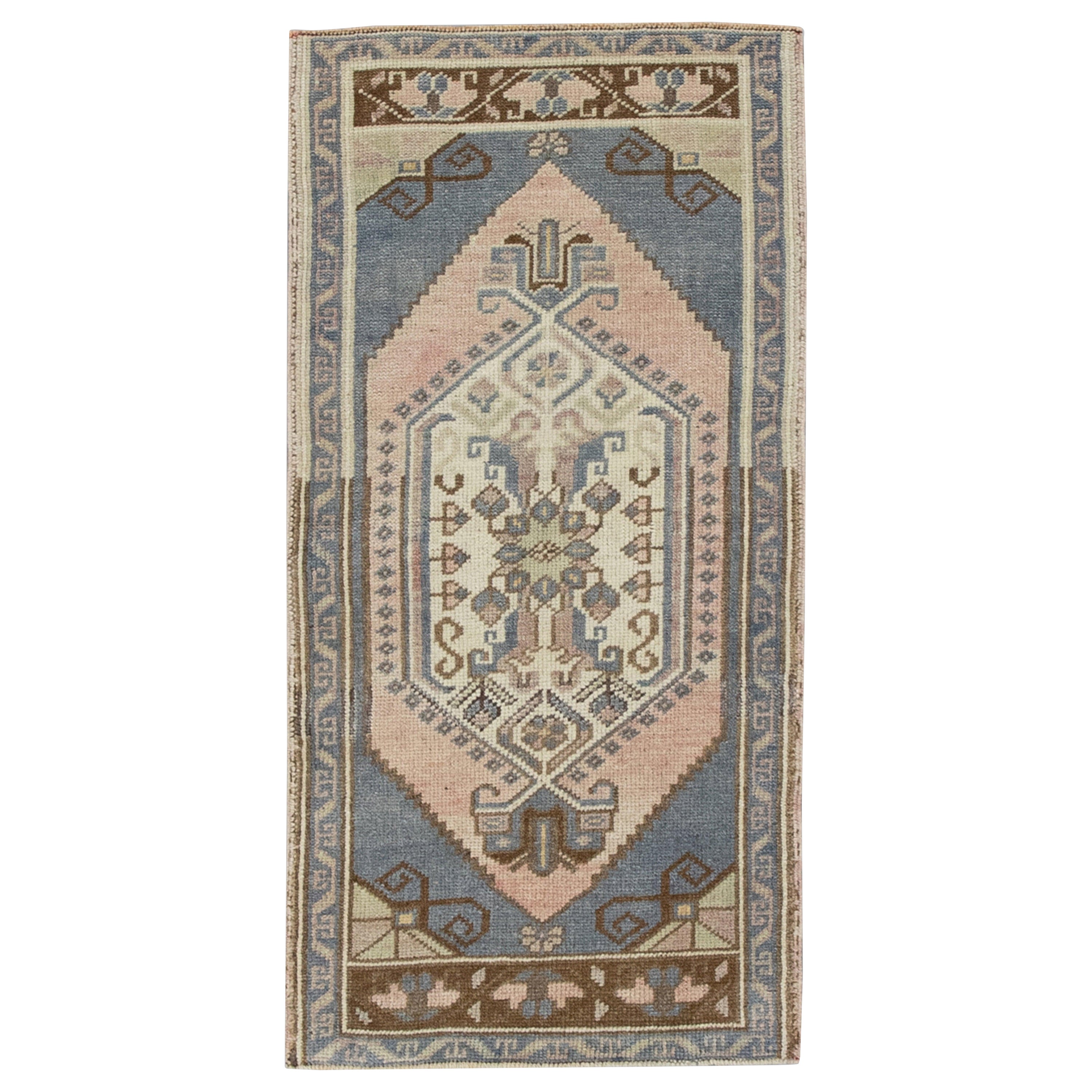 Mini tapis turc vintage noué à la main 1'8" x 3'3" n°8678
