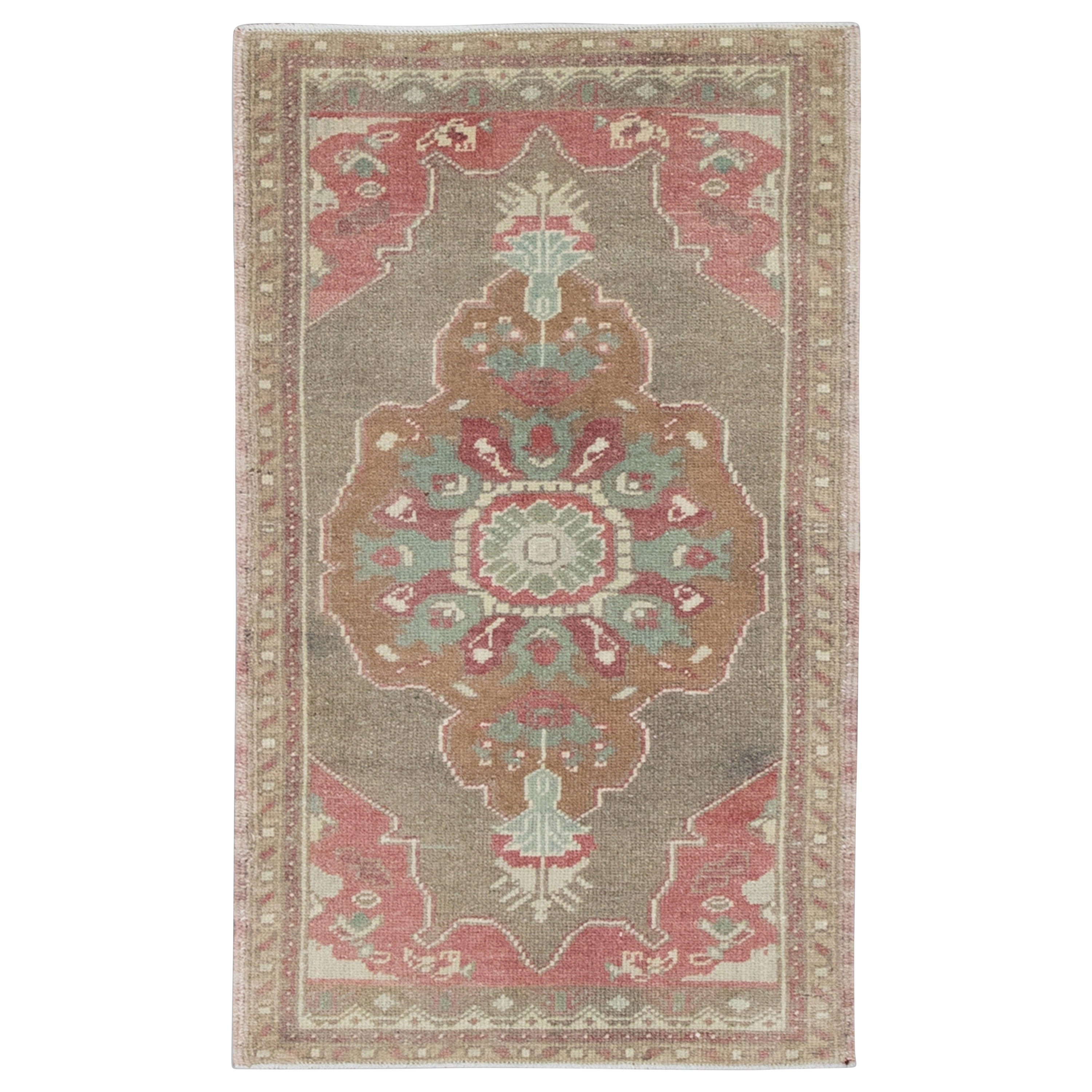 Oriental Hand Knotted Vintage Turkish Mini Rug 1'9" x 3'2" #8739 For Sale