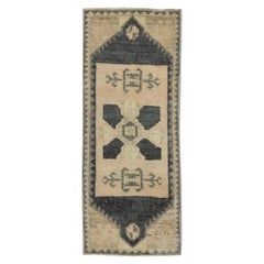 Mini tapis turc vintage noué à la main 1'3" x 2'10" n°8886
