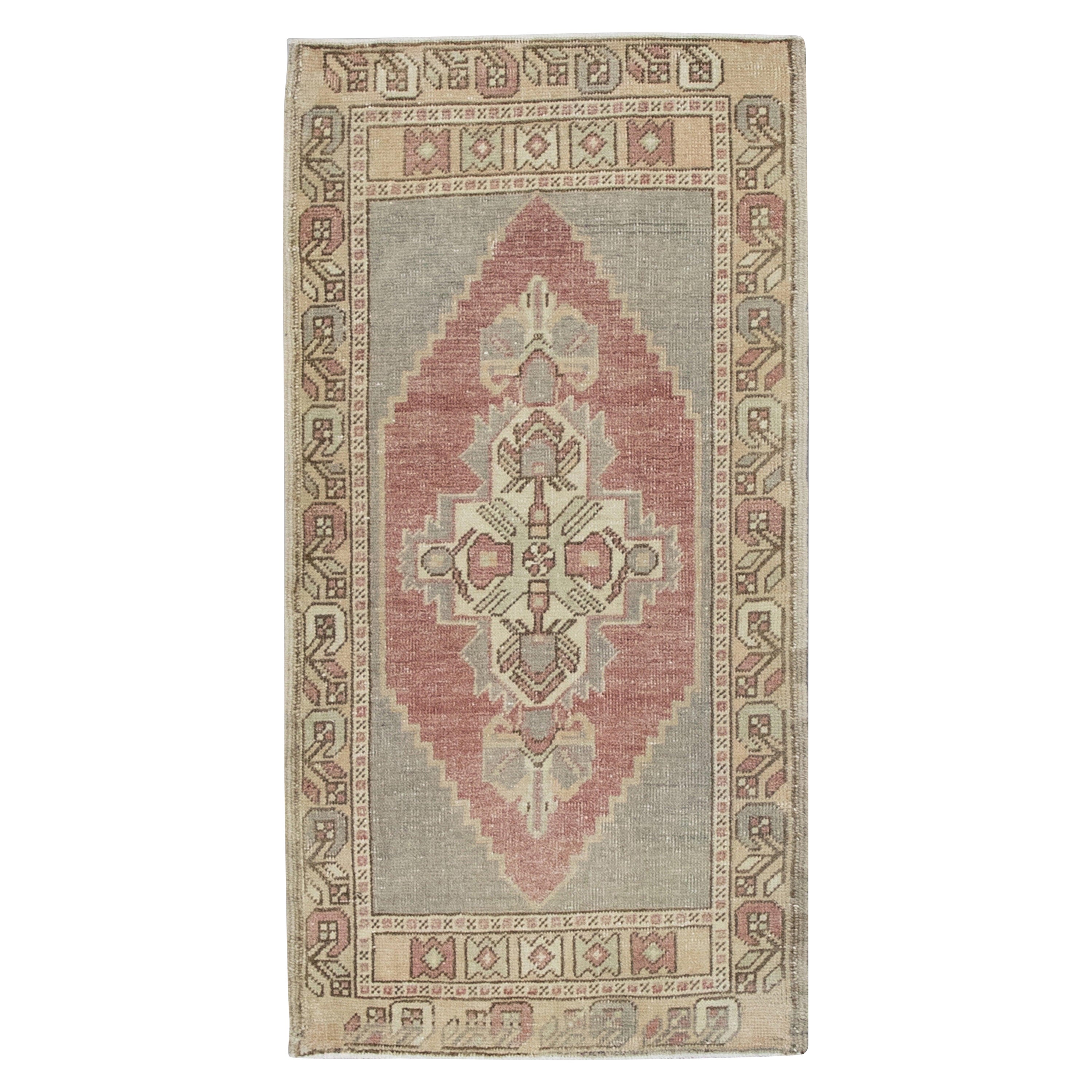 Oriental Hand Knotted Vintage Turkish Mini Rug 1'8" x 3'3" #8913 For Sale