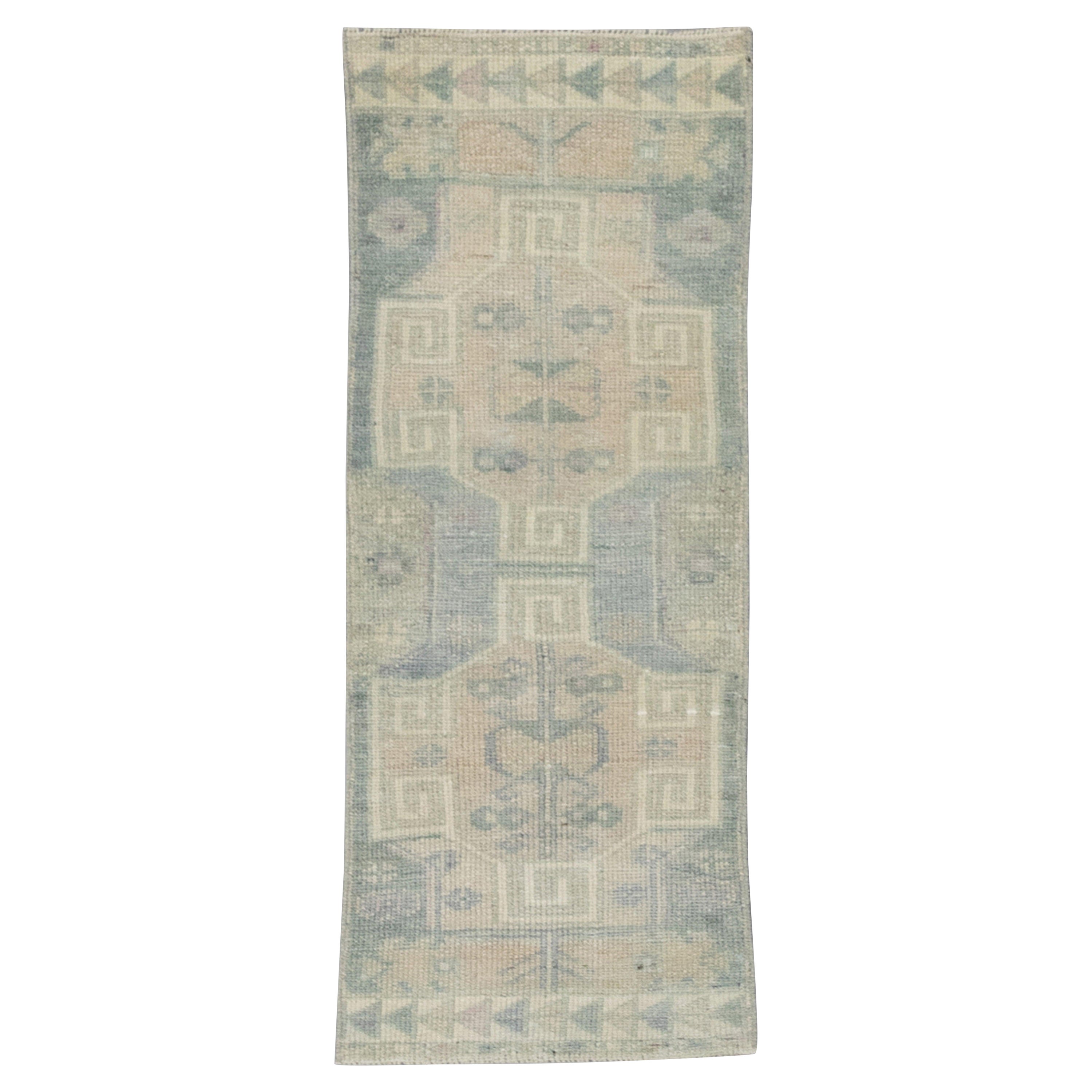 Oriental Hand Knotted Vintage Turkish Mini Rug 1'2" x 3' #8953 For Sale
