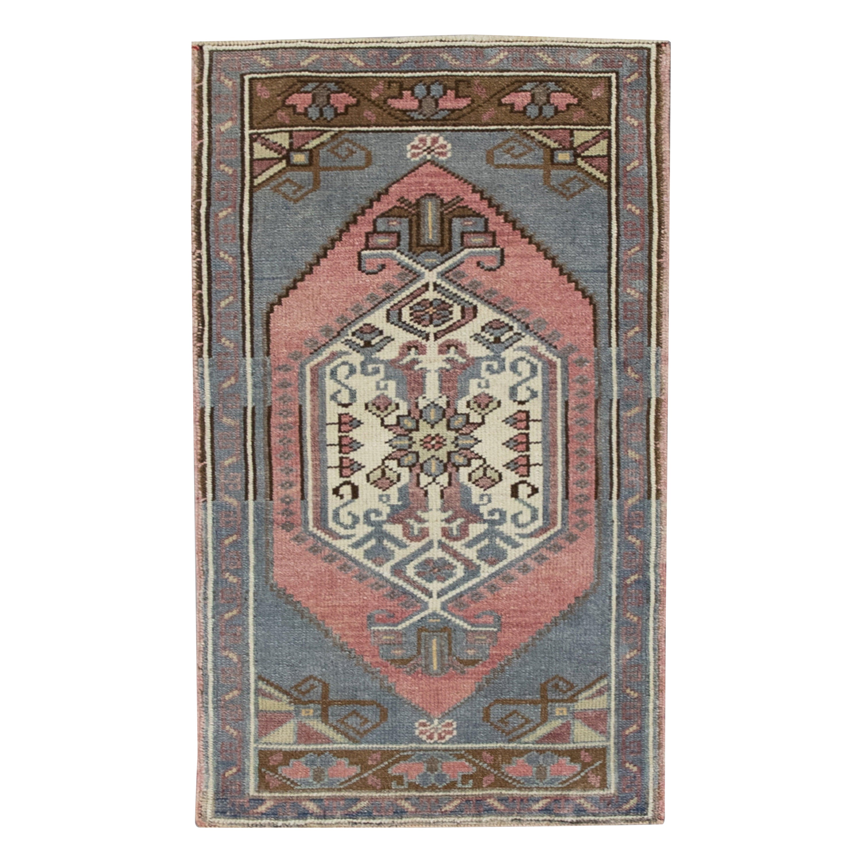 Oriental Hand Knotted Vintage Turkish Mini Rug 1'9" x 3'3" #9041 For Sale