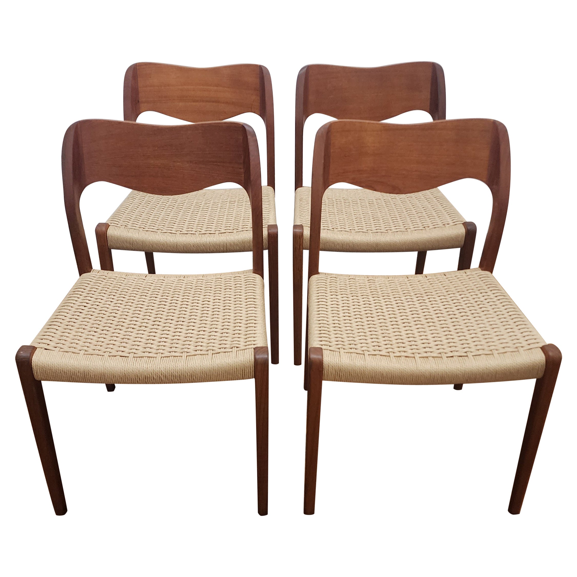 Vintage Niels Moller teak model 71 dining chairs For Sale