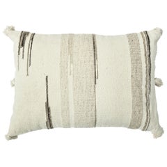 Modernes Kissen aus Wolle und Baumwolle im Boho Chic-Stil in Beige