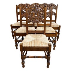 Ensemble de 6 chaises de salle à manger anglaises vintage en chêne sculpté avec siège en jonc style Yorkshire