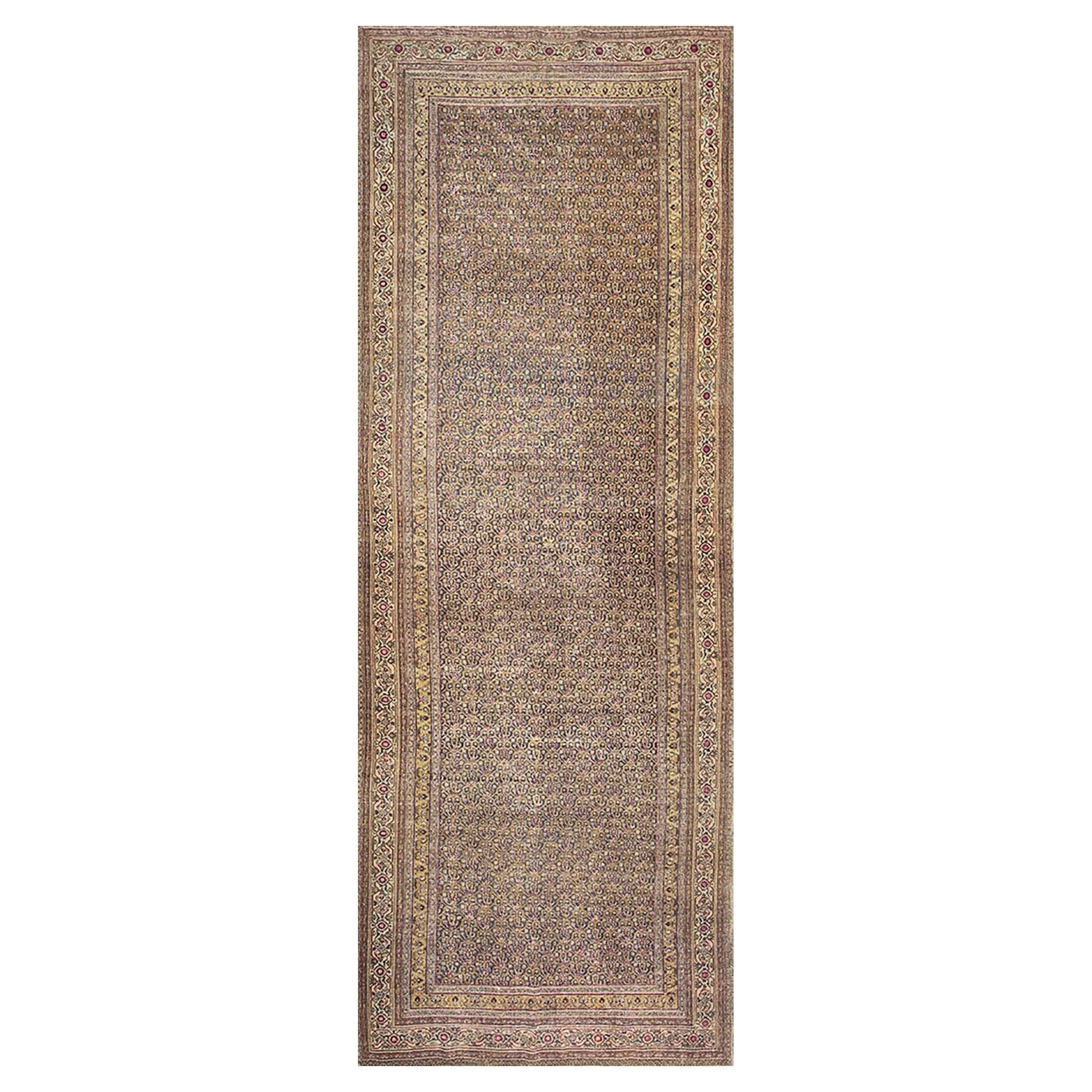Milieu du XIXe siècle N.E. Tapis persan Khorassan (a) Gallery