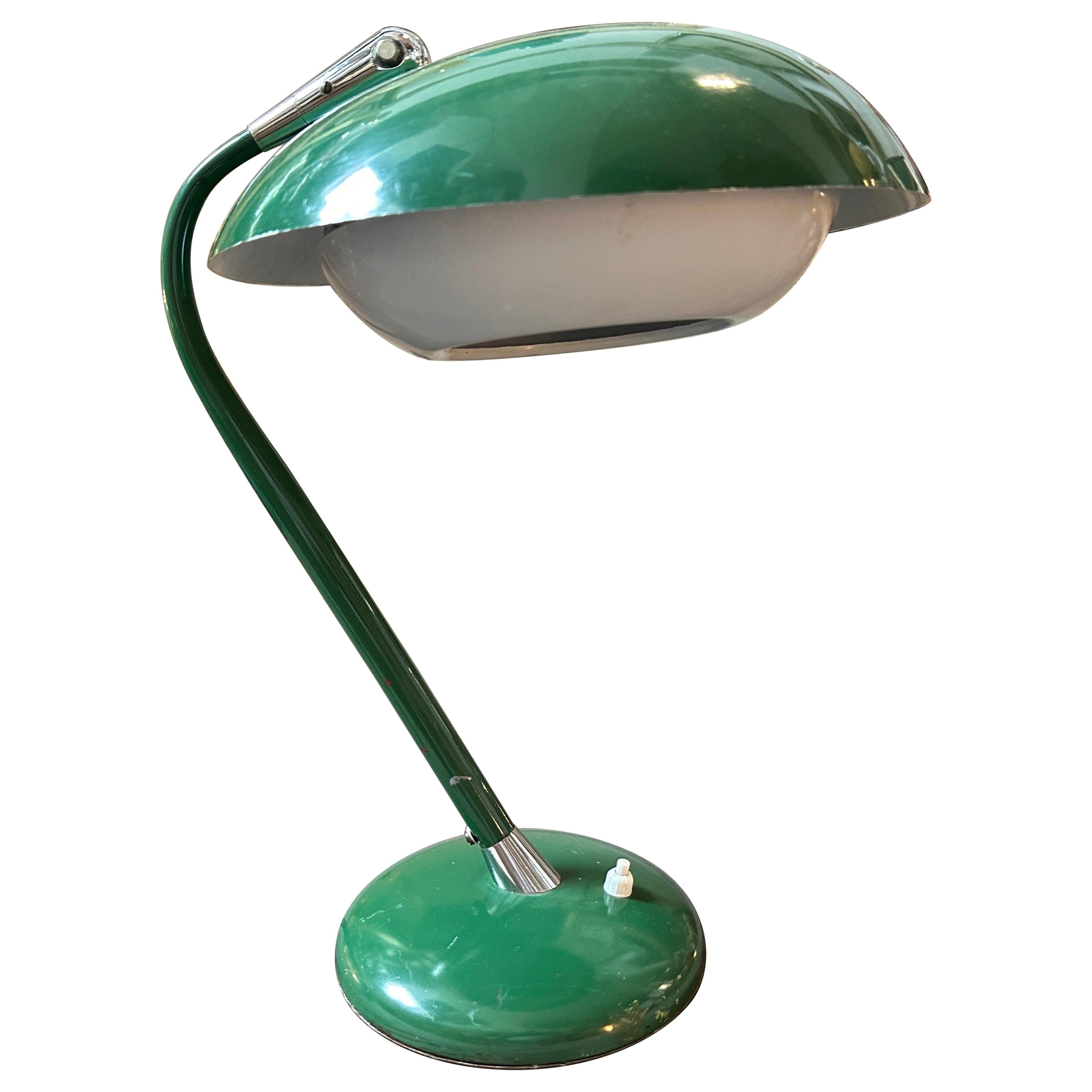 1960s Stilnovo Style Mid-Century Modern Green Painted Metal Italian Table lamp For Sale