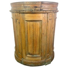 Table basse rustique du 19e siècle