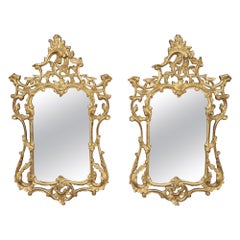 Paire de magnifiques miroirs italiens de style Louis XV sculptés en bois doré rococo 
