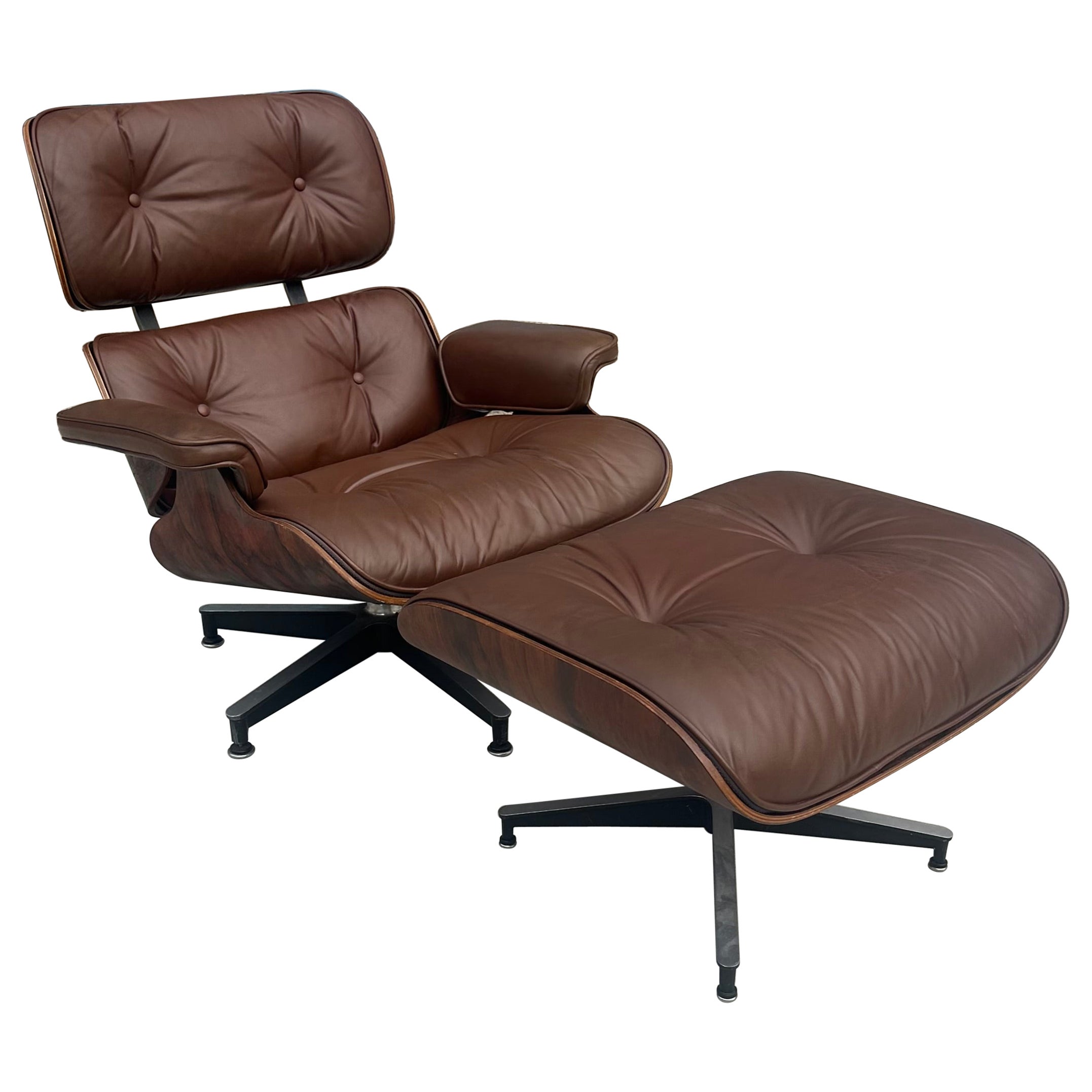 Restored Eames Herman Miller Lounge Chair and Ottoman For Sale