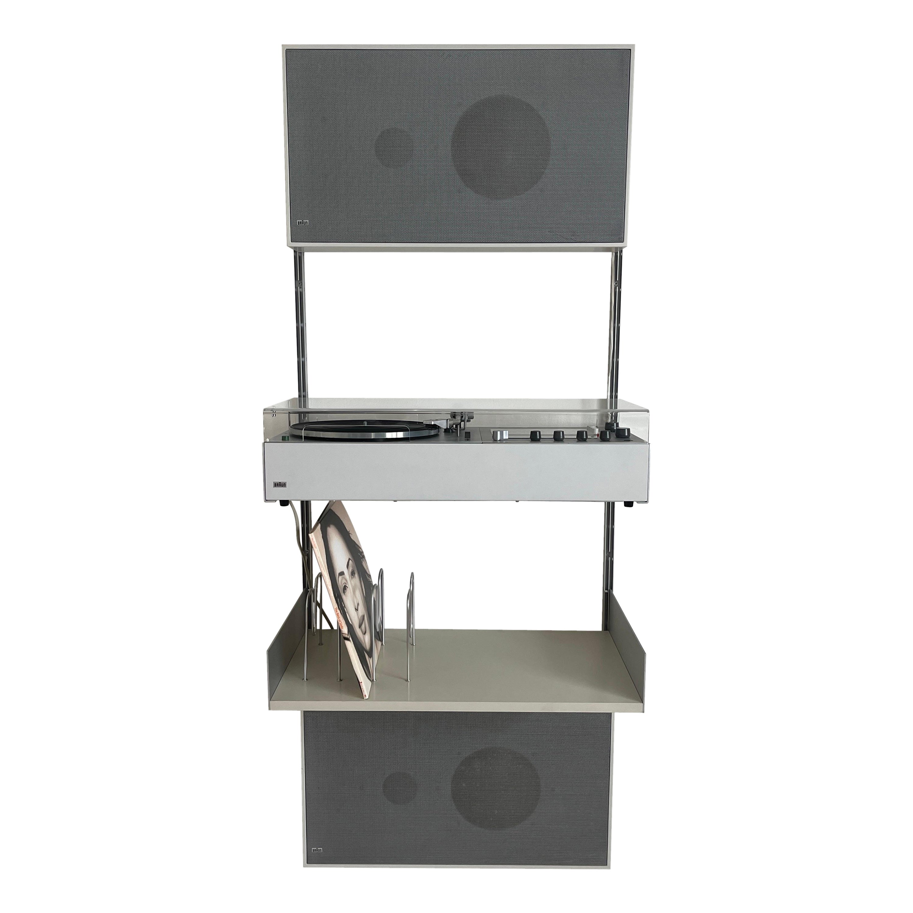 Ohrgehängtes Audiosystem von Braun für die Wandmontage entworfen von Dieter Rams