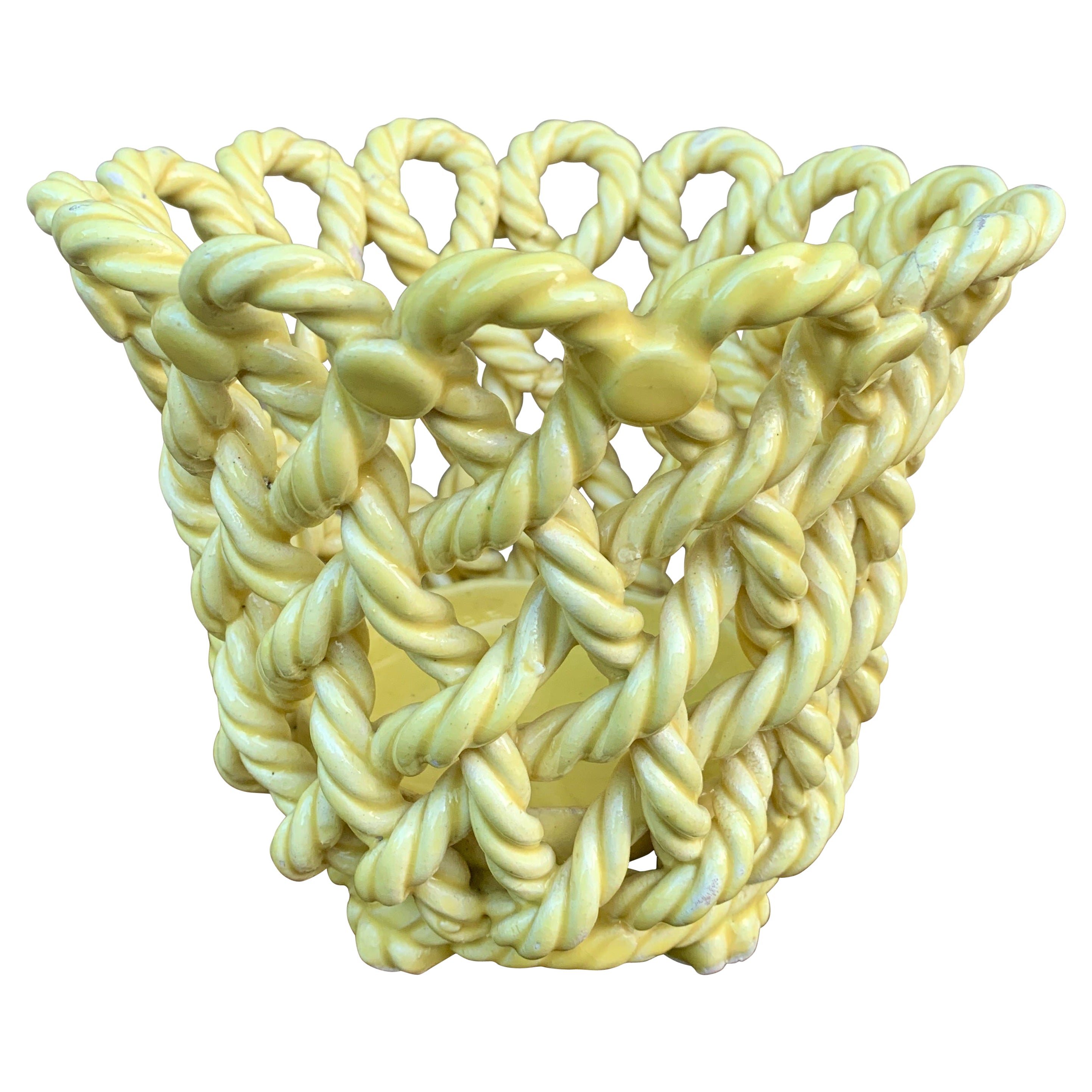 Französischer Blumenkästenkorb aus gelber Keramik mit gewebtem Seil im Landhausstil