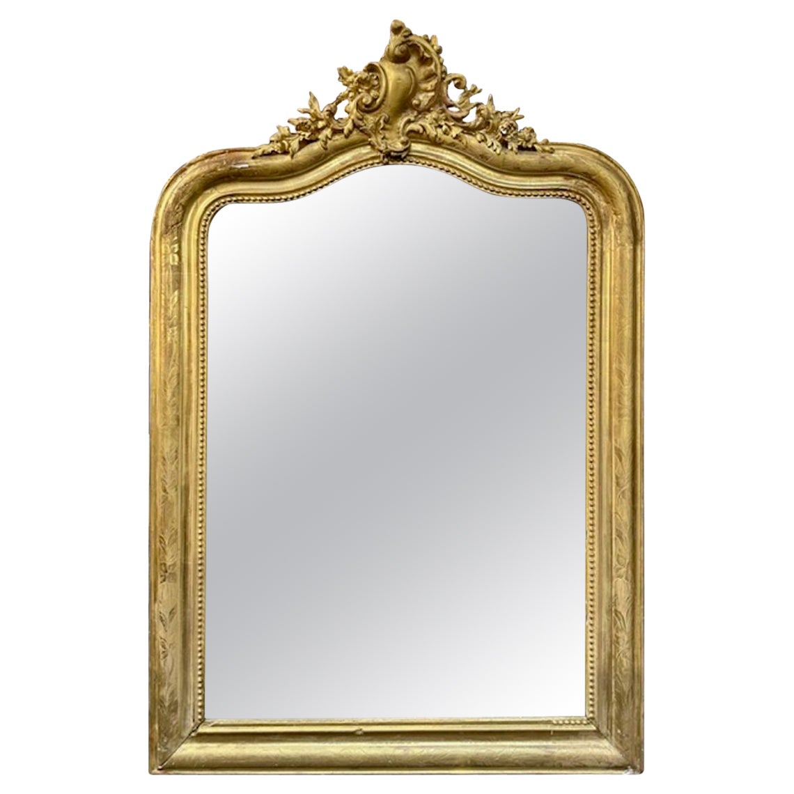 Antique miroir français Louis XV en bois doré en vente