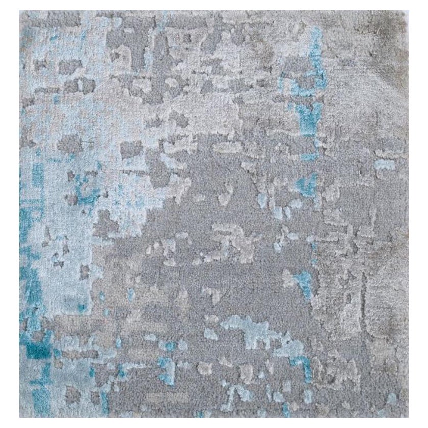 Alfombra anudada a mano Misty Drifts Antique White & Light Sea Mist 170x240 cm en venta