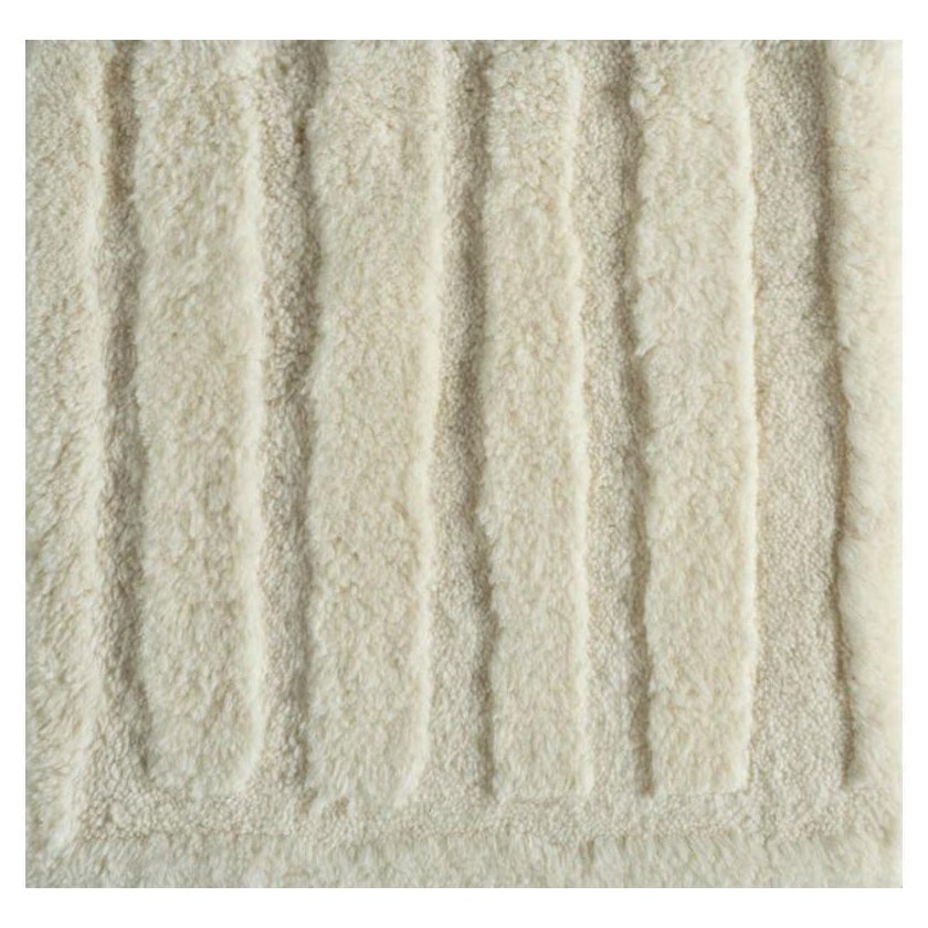 Barefoot Bliss Undyed White & Undyed White 300x420 cm Handknotted Rug For Sale