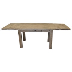 Table de salle à manger extensible en chêne blanchi Sun 7ft  La table est très lourde et solide 