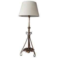 Antique WAS Benson. An Arts and Crafts telescopic adjustable copper and brass table lamp