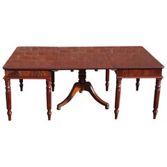 Table de salle à manger extensible d'époque Régence anglaise avec piédestal central,  Circa 1810