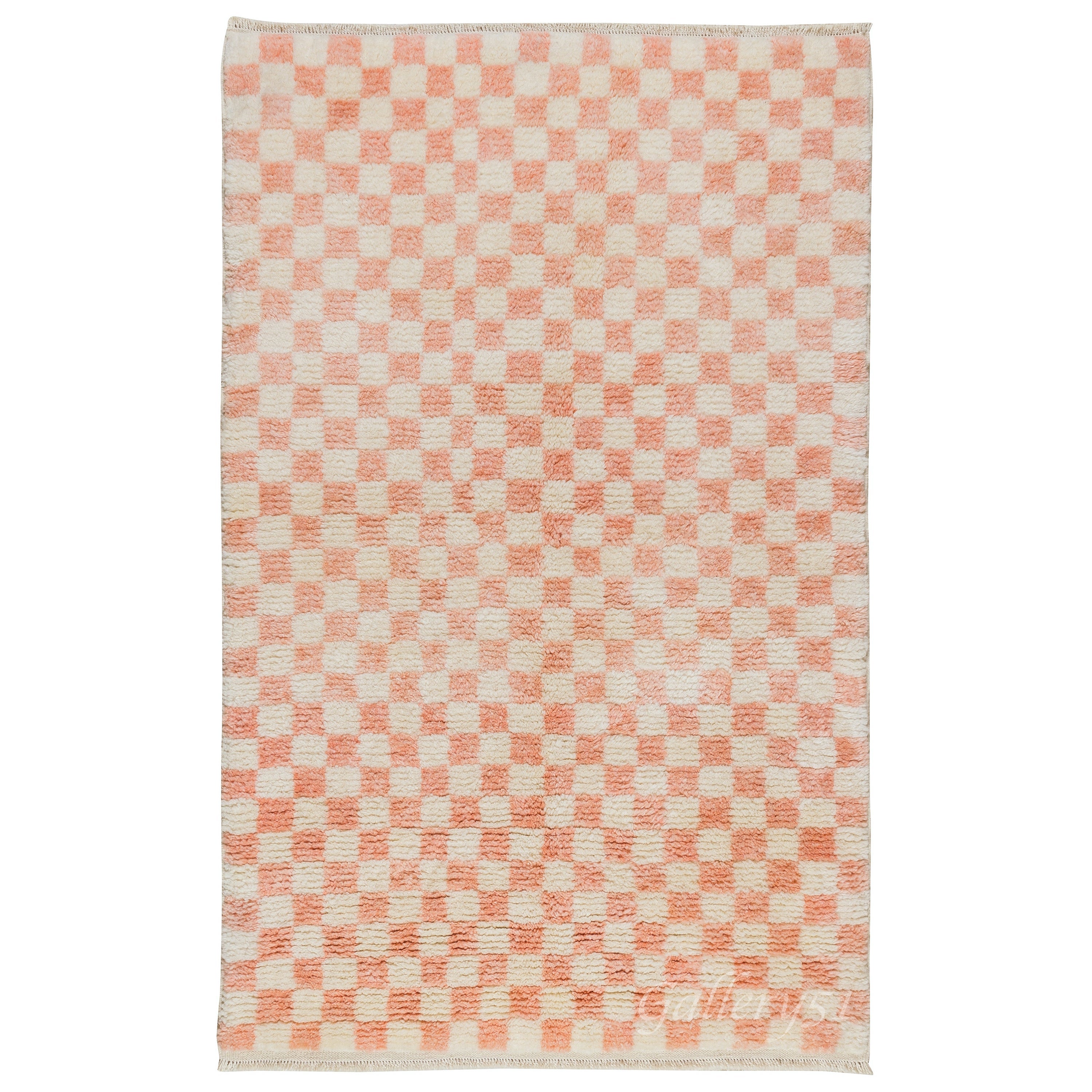 4x6 ft Handmade Checkered Design Tulu Rug in Soft Pink & Beige. 100% Wool For Sale